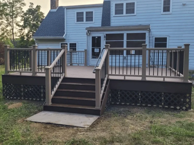 Custom Deck Design & Remodeling